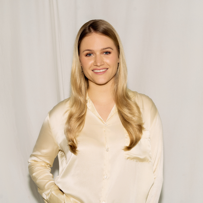 SET PREMIUM Blowout Hero